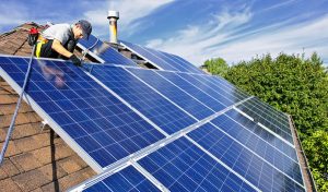 Service d'installation de photovoltaïque et tuiles photovoltaïques à Laroque-d'Olmes